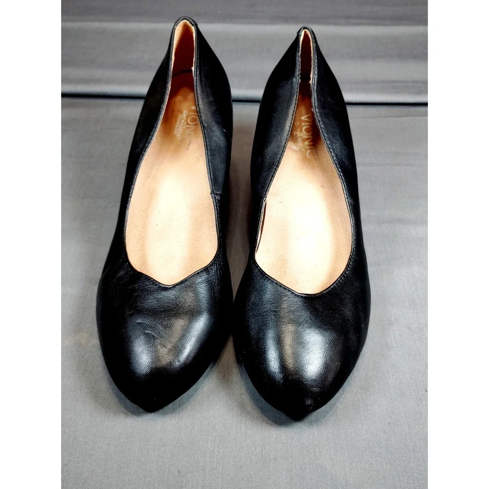 Vionic Women 10 Black Leather Wedge Pumps Orthaheel 7 Casual Goth Comfort Shoes*